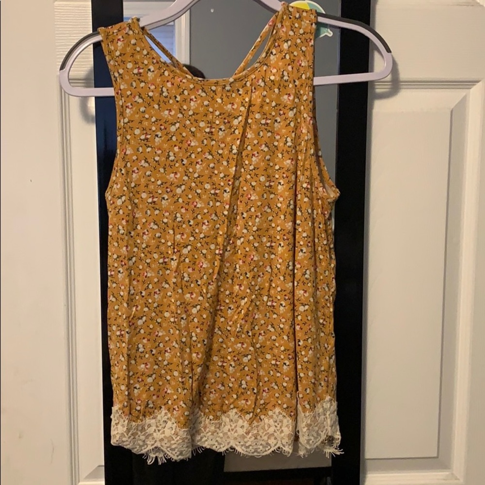 floral tank top